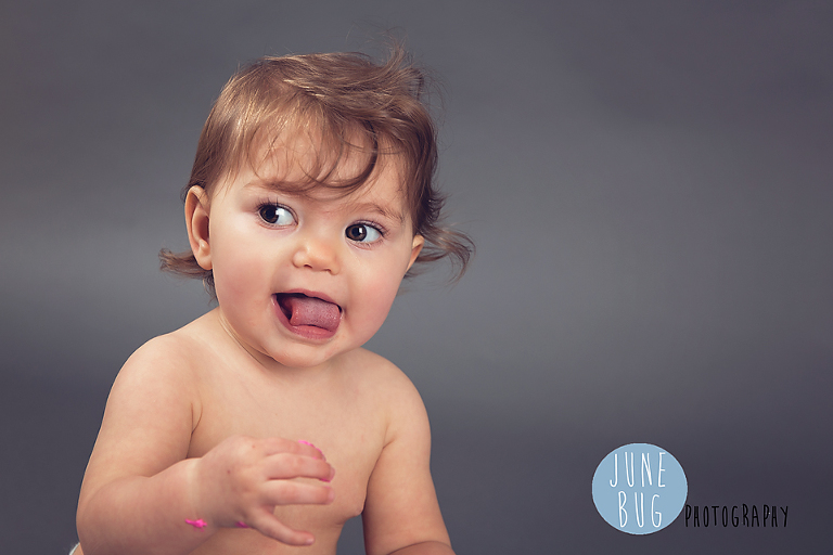 June but photography cake smash session