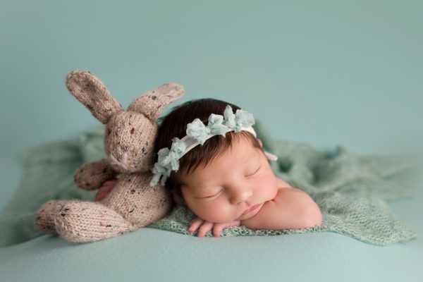 Newborn And Toddler Photography Ideas | Click Love Grow